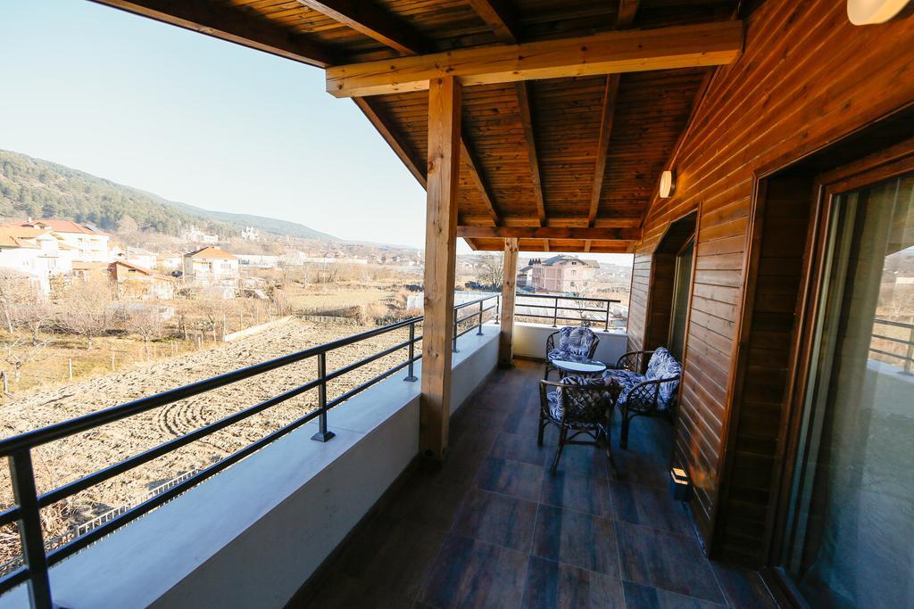 מלון אוגניאנובו Twin House מראה חיצוני תמונה