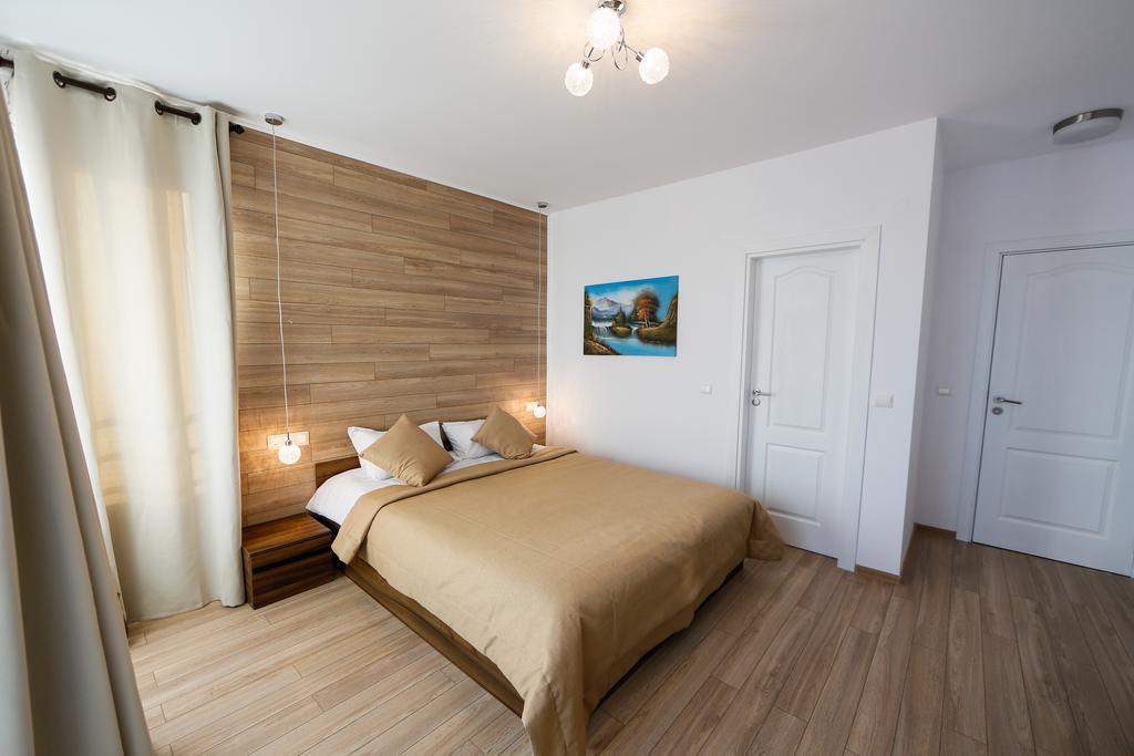 מלון אוגניאנובו Twin House מראה חיצוני תמונה