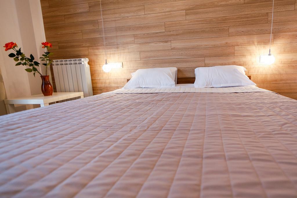 מלון אוגניאנובו Twin House מראה חיצוני תמונה